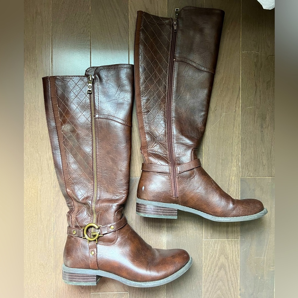 Tall brown textured boot